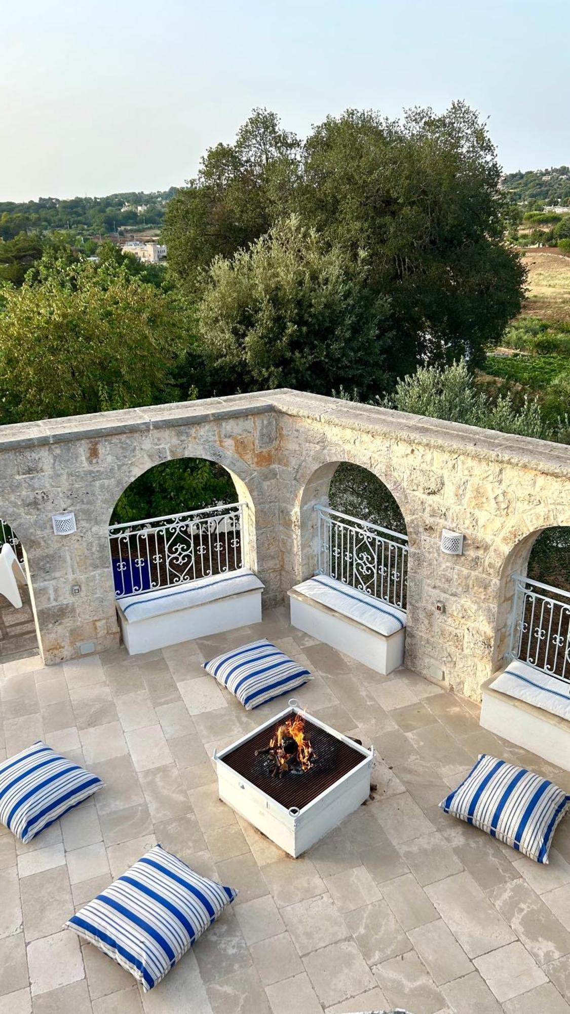 Il Trullo Di Simona Bed and Breakfast Locorotondo Εξωτερικό φωτογραφία